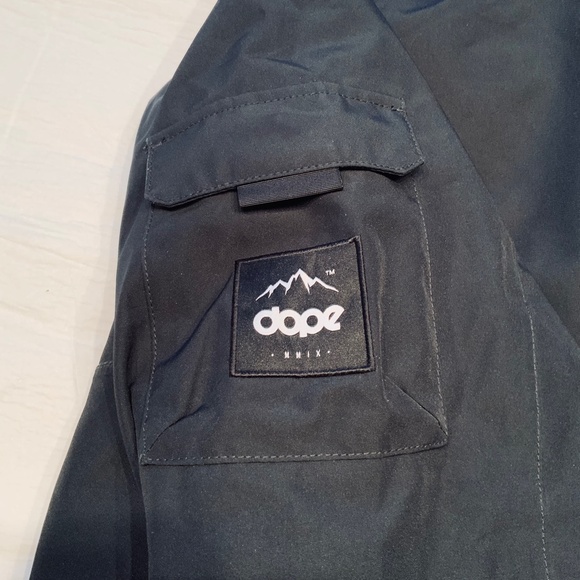 DOPE Akin Ski Jacket, Women's XL, Black - Picture 4 of 7